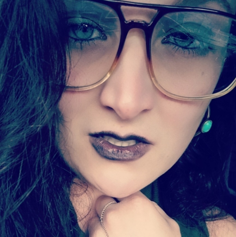 Meet your Posher, Alexa